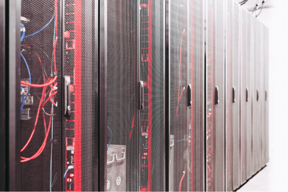 Retail Colocation vs. Wholesale Data Center &ndash; What&rsquo;s the Difference ?